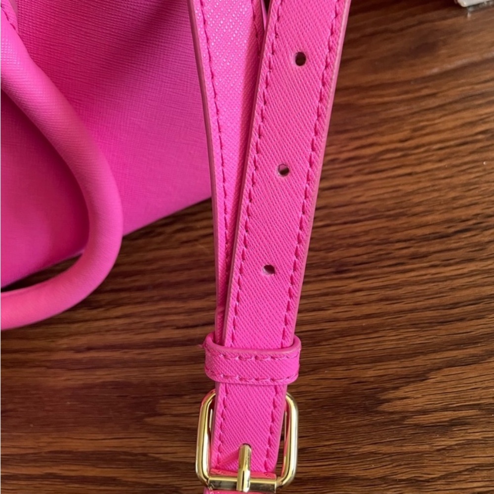 Vince Camuto Satchel Shocking Pink - Picture 5 of 5